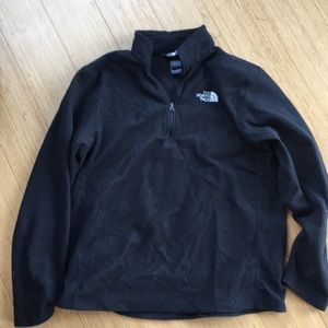 Men’s the north face sweatshirt size medium